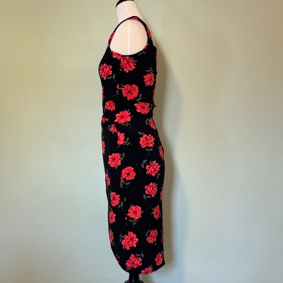 NO BOUNDARIES Chic Black Midi Dress with Red Floral Design size small 3-5 - Picture 4 of 8